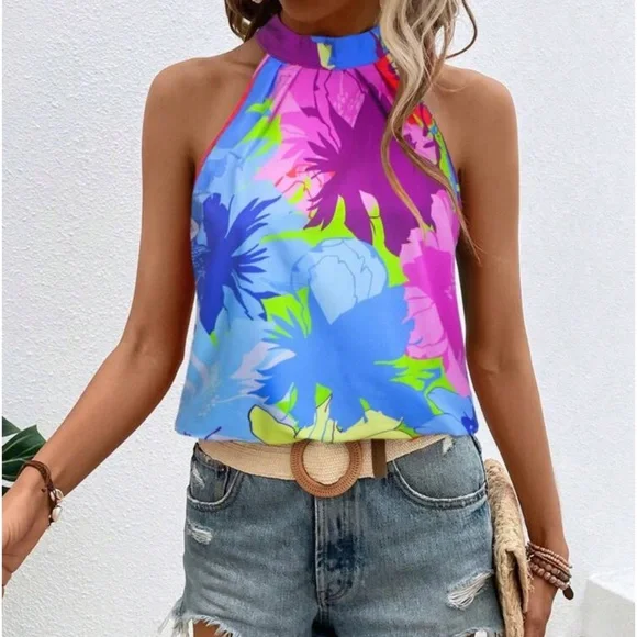 New ALLOVER print halter top - Picture 4 of 6